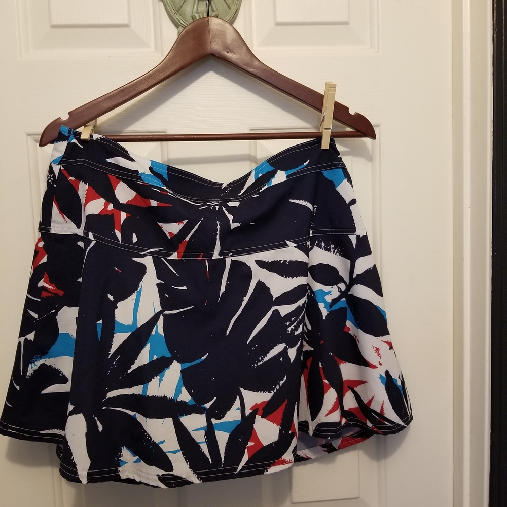 Chaps Sport Skirt with Red, Blue, and White Floral Design